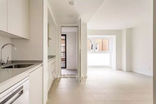 Piso en venta en Berruguete en Madrid