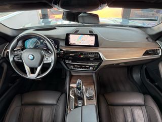 BMW Serie 530ia 252ch TOURING M-Sport