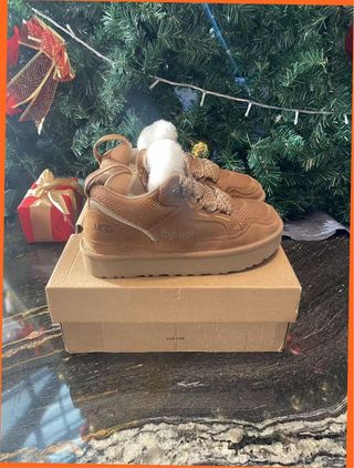 Botas UGG Lowmel Beige/Marrón