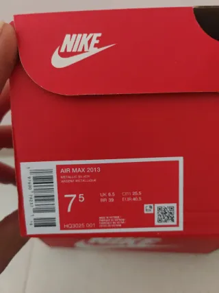 Zapatillas Nike Air Max Grises y Plateadas