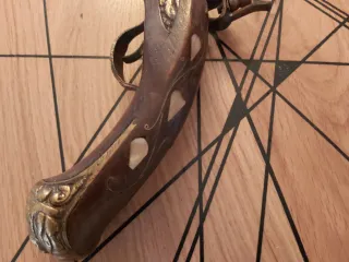 Riproduzione pistola antica decorativa