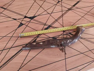 Riproduzione pistola antica decorativa