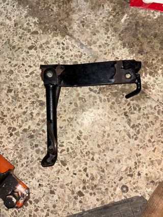 Pata lateral Yamaha Jog