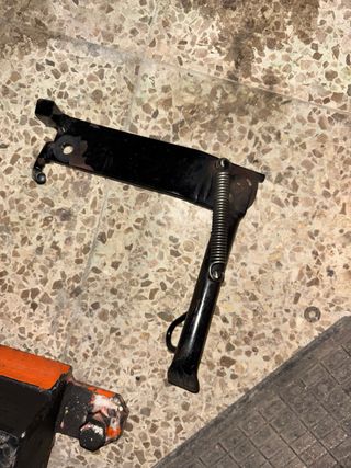 Pata lateral Yamaha Jog