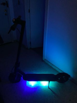 Patinete Eléctrico con luces led -    Buen Estado
