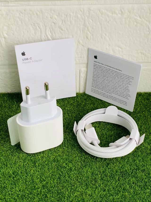 Adaptador Apple 20W + Cable USB-C 60W 1m