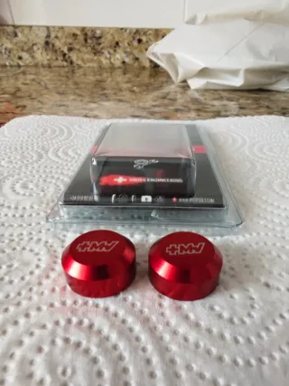 Tapones MVspools rojos para carrete Shimano