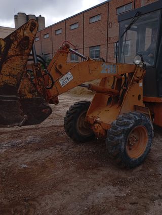 Pala Cargadora CASE 21B