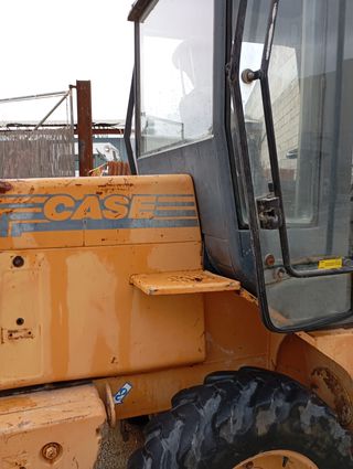Pala Cargadora CASE 21B