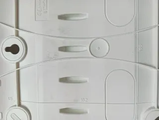 Caja cuadro eléctrico Schneider 10€