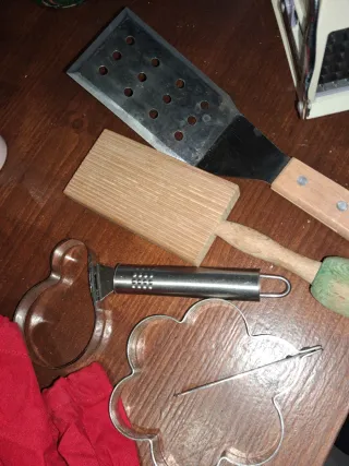 Taglia patate  coltelli forchette e altro