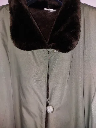 Cappotto verde con pelliccia