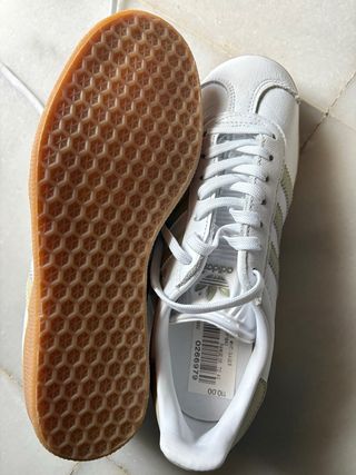 Adidas Gazelle Blancas y Doradas Nuevas