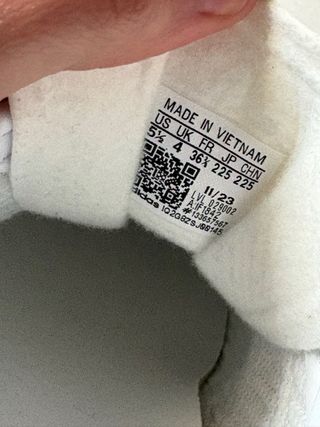 Adidas Gazelle Blancas y Doradas Nuevas