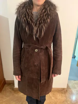 Abrigo piel marrón cuello pelo