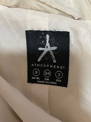 Abrigo pelo sintético Atmosphere beige