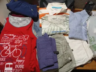 Abbigliamento per Bambini: Magliette e Pantaloni