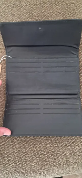 Cartera Cosmopolitan Negra