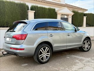 Audi Q7 2011