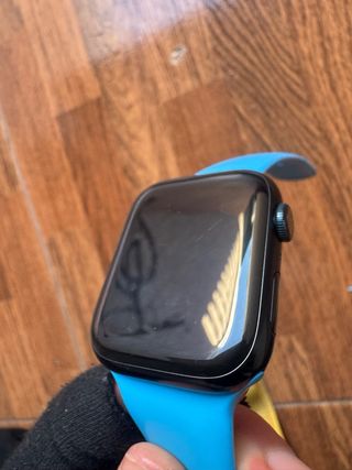 Apple Watch Series 7 45mm + Accesorios