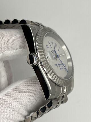 SEIKO Datejust W White