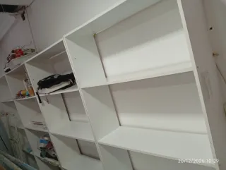 Estantería modular blanca