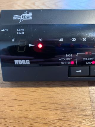 Afinador Korg DT-7 Guitarra/Bajo