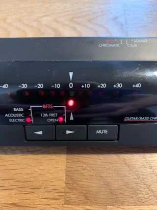 Afinador Korg DT-7 Guitarra/Bajo