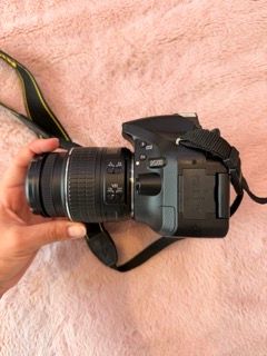 Cámara Nikon D5200 + Bolsa + Accesorios