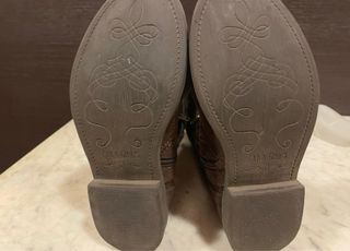 Stivaletti Zara camoscio pelliccia borchie