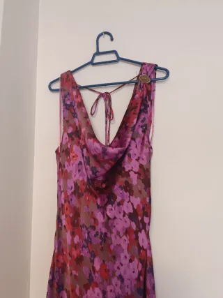 Vestido midi largo estampado flores Zara