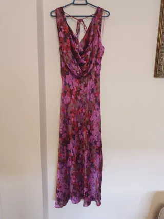 Vestido midi largo estampado flores Zara