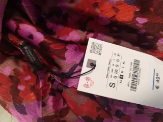 Vestido midi largo estampado flores Zara