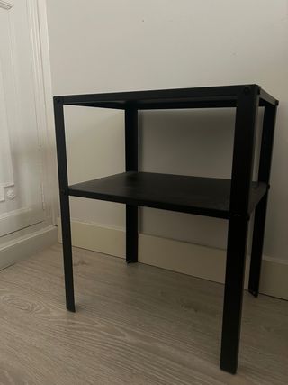 Mesita de Noche Negra