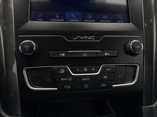 Ford Mondeo Titanium