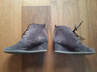 Botines Geox piel marrón, talla 36