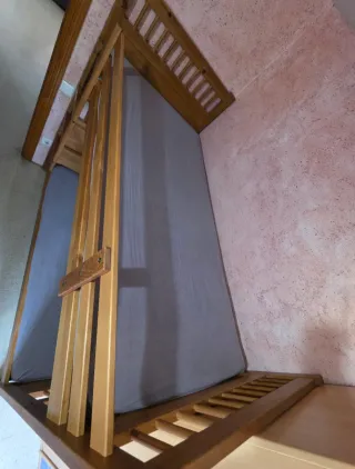 Litera de madera Área de Vallbona, Barcelona