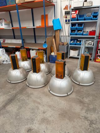 Lámparas industriales tipo campana