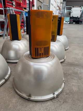 Lámparas industriales tipo campana