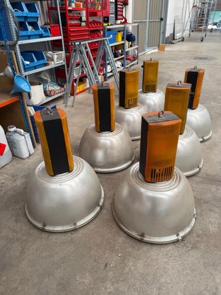 Lámparas industriales tipo campana