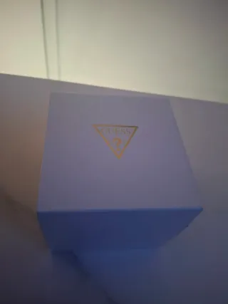 Reloj Guess Dorado Nuevo Original