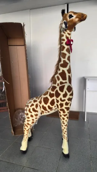 Peluche Girafa Melissa & Doug XL 140cm - Como Novo
