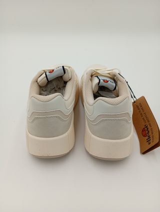 Scarpe Ellesse beige n. 39