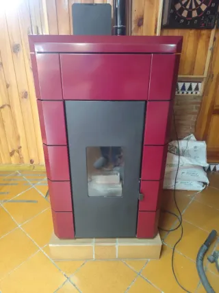 Estufa de pellets Baxi 23 kW