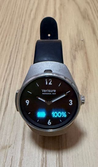 Reloj analógico (Plata y negro)