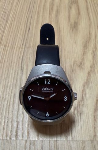 Reloj analógico (Plata y negro)