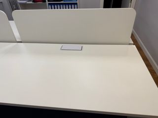 Mesa de Oficina Profesional 4 Puestos