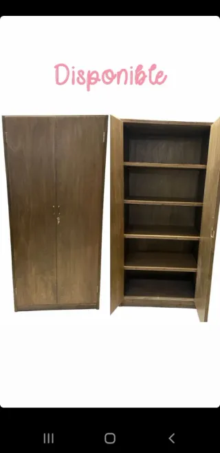 Carpintero realizo reparación de muebles y puertas