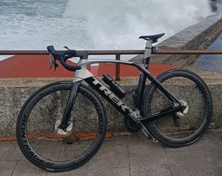 Bicicleta Trek Madone SLR7 T56