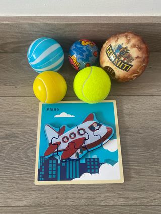 Regalo Puzzle avión y pelotas para bebés